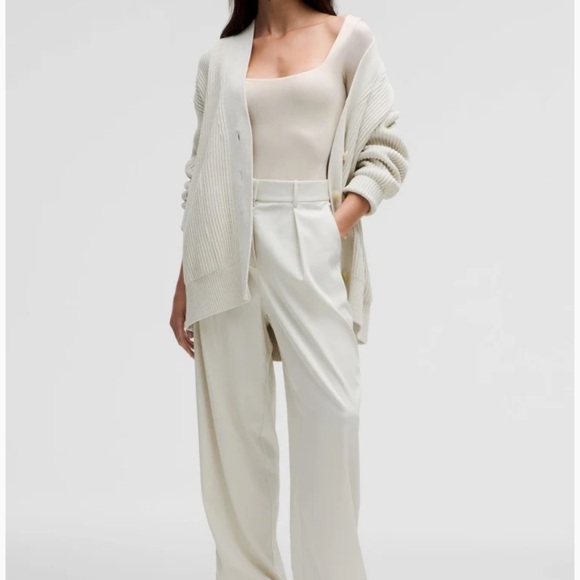 lululemon Wundermost Square-Neck Bodysuit Ultra Soft Shine Nulu - Picture 2 of 6